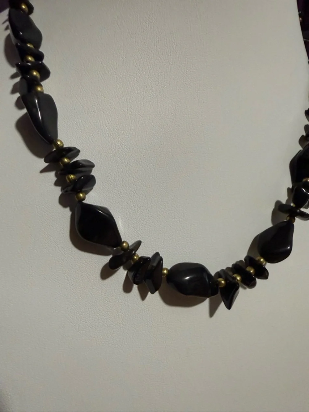 Vintage Black/Dark Charcoal Smooth Stone Necklace